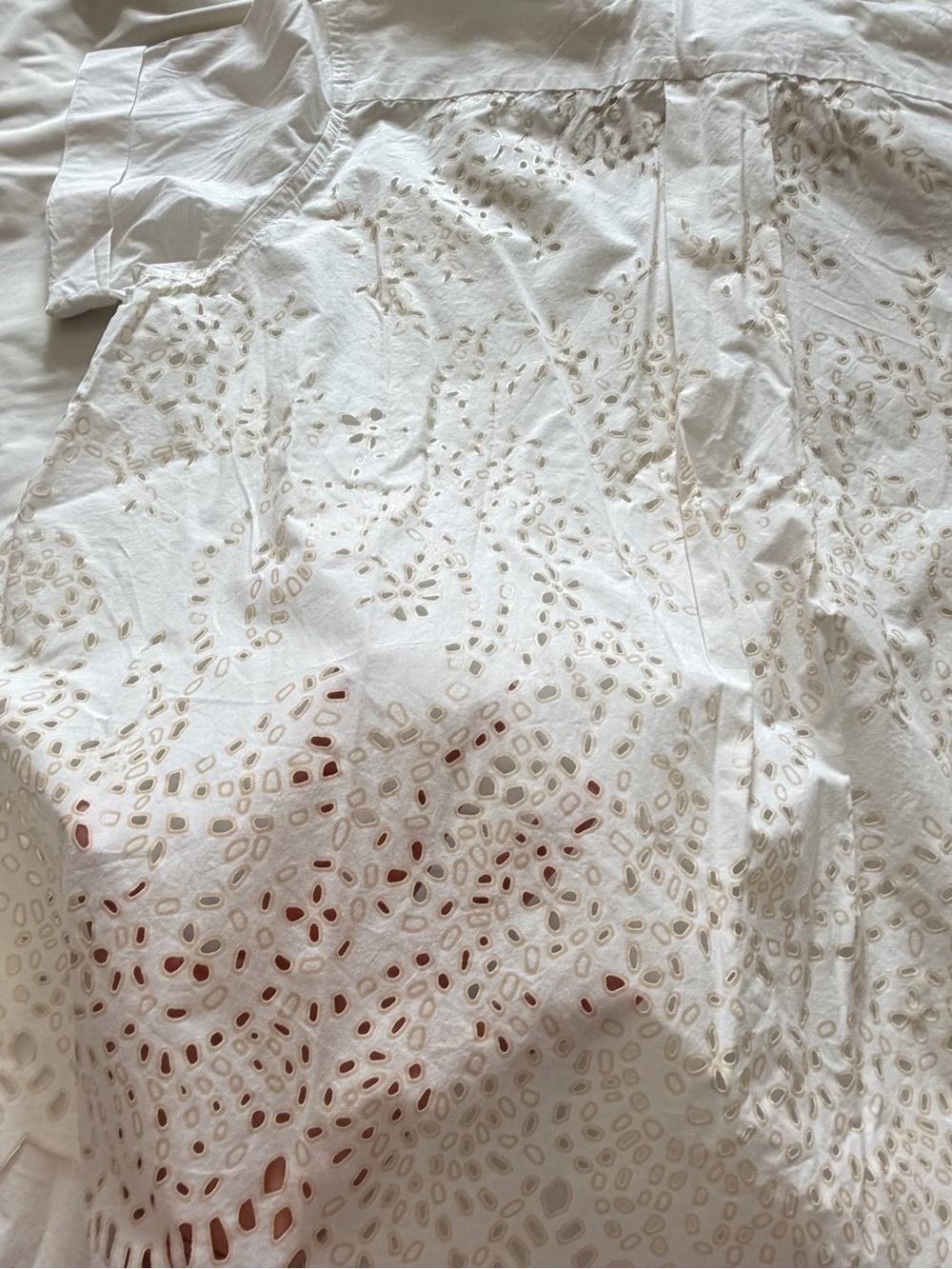 Sacai White Short-Sleeve Button Front Blouse with Lace Side Panels - Picture 3 of 11